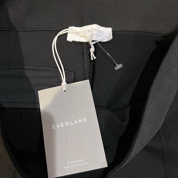 Everlane The Stretch Ponte Crop Pant - Picture 6 of 7